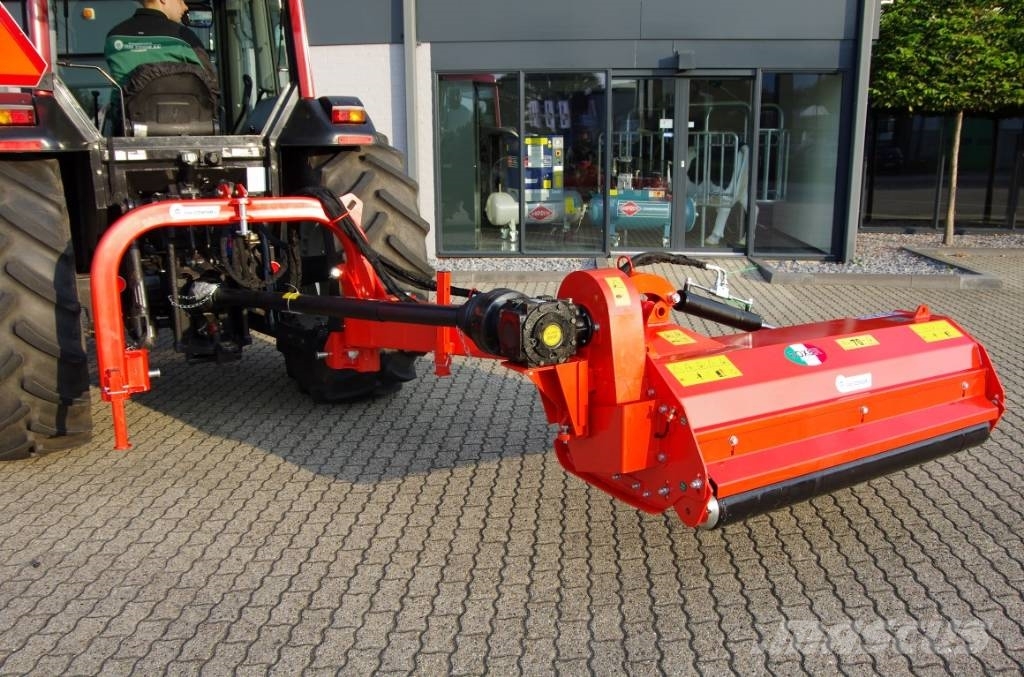 Boxer AGF 160 / AGF 180 Verstekklepelmaaier Niittomurskaimet