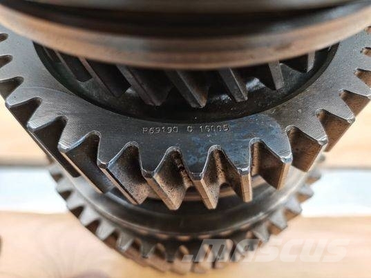 Manitou COM-T4-2024 Manitou MLT mode gearbox Vaihteisto