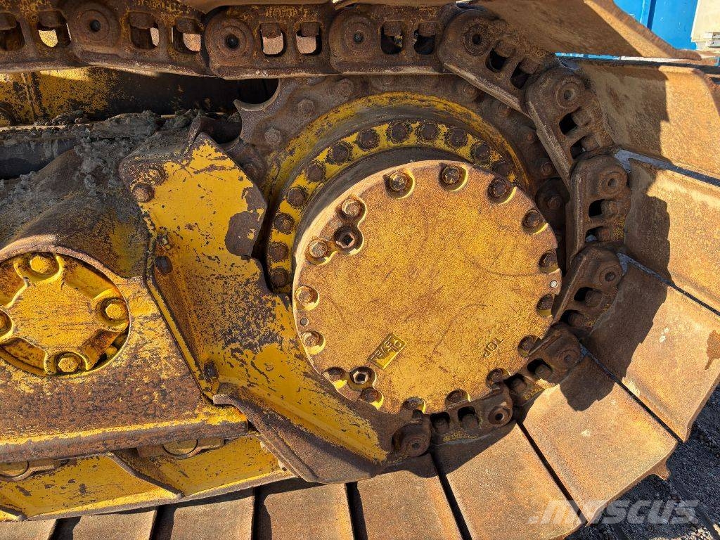 Komatsu D51PX-22, Bandschaktare Kāpurķēžu buldozeri