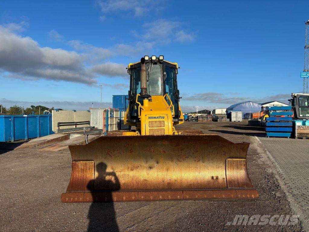 Komatsu D51PX-22, Bandschaktare Kāpurķēžu buldozeri