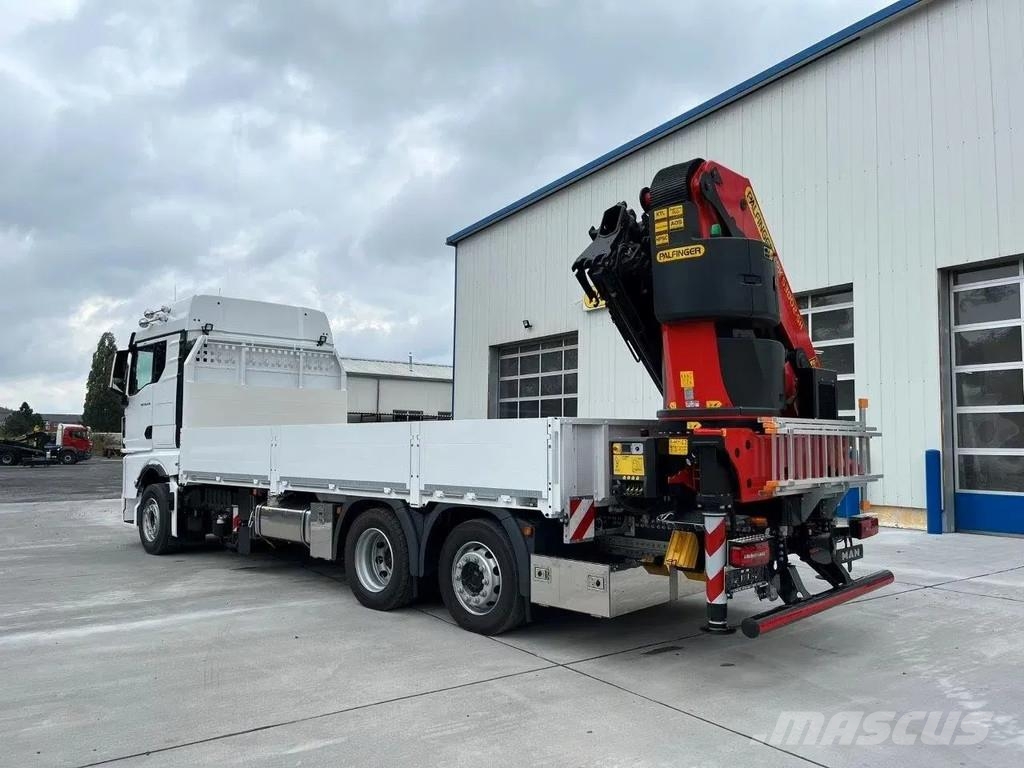 MAN TGX 26.520 MAN TGX 26.520 TG3 Retarder / 6X2 PK 53 All-Terrain-Krane