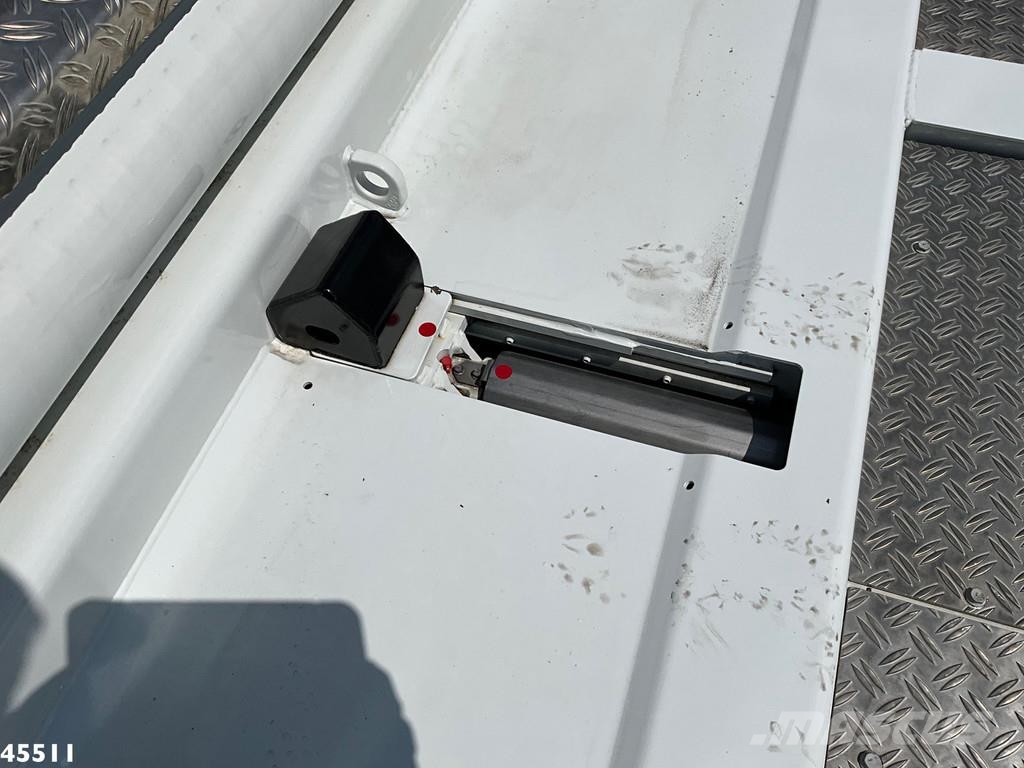 Iveco X-WAY AD280X42Y Retarder Meiller 16 ton portaalarm Camiones portacubetas