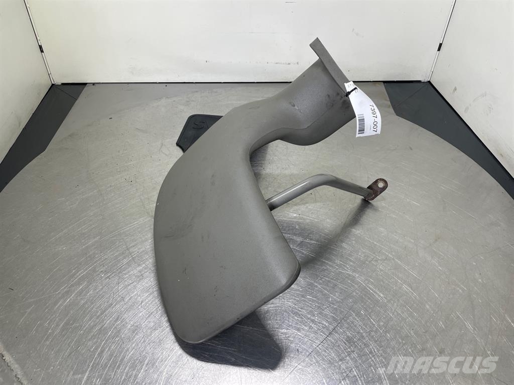 Atlas AR65-3925060-Mud guard/Kotfluegel/Spatbord Chassis en ophanging