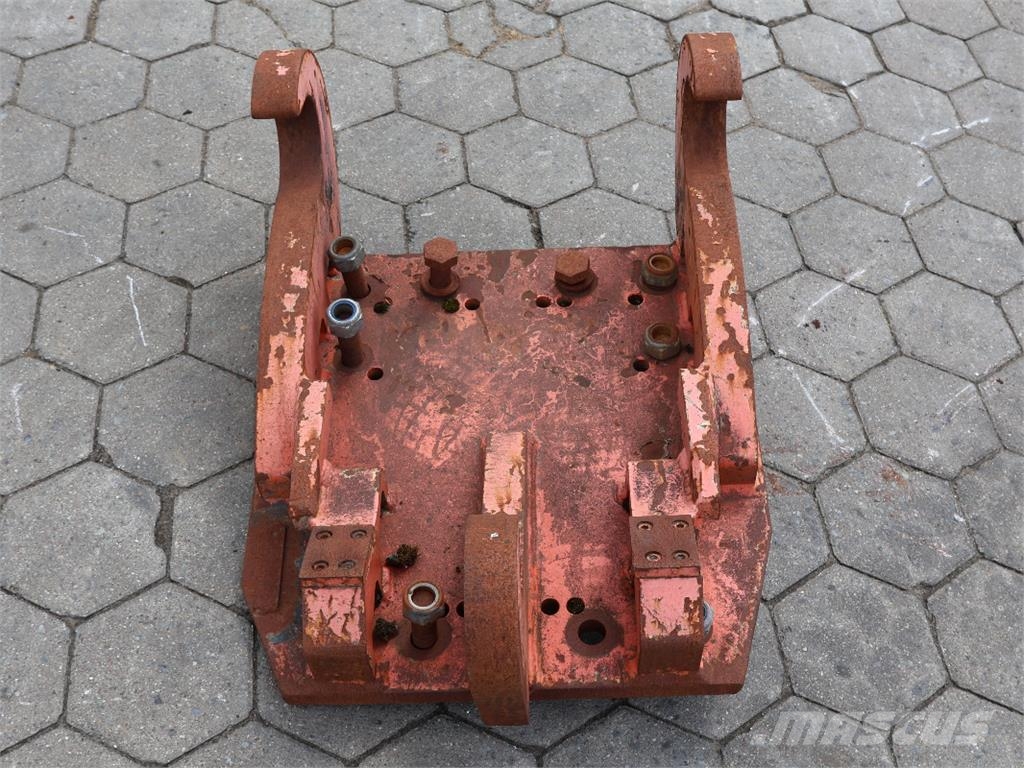  SMP-ANBAUPLATTE Farm machinery