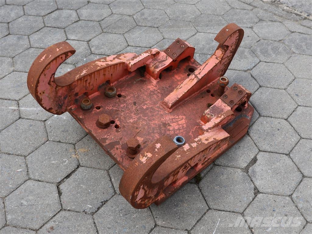  SMP-ANBAUPLATTE Farm machinery
