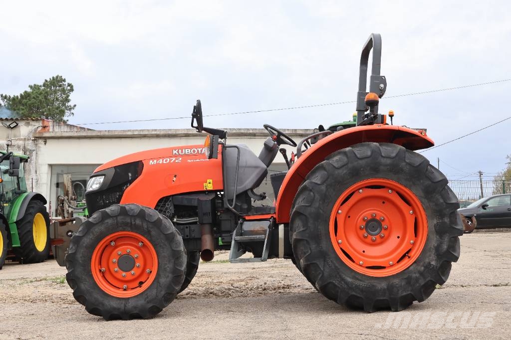 Kubota M 4072 Traktori