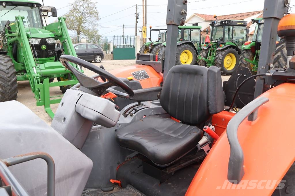 Kubota M 4072 Traktori