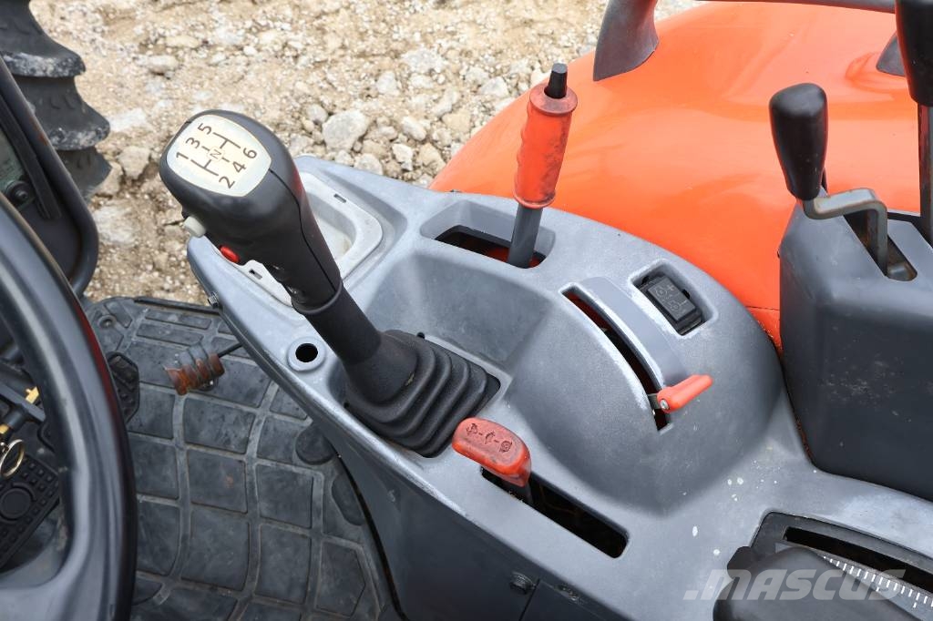 Kubota M 4072 Traktori