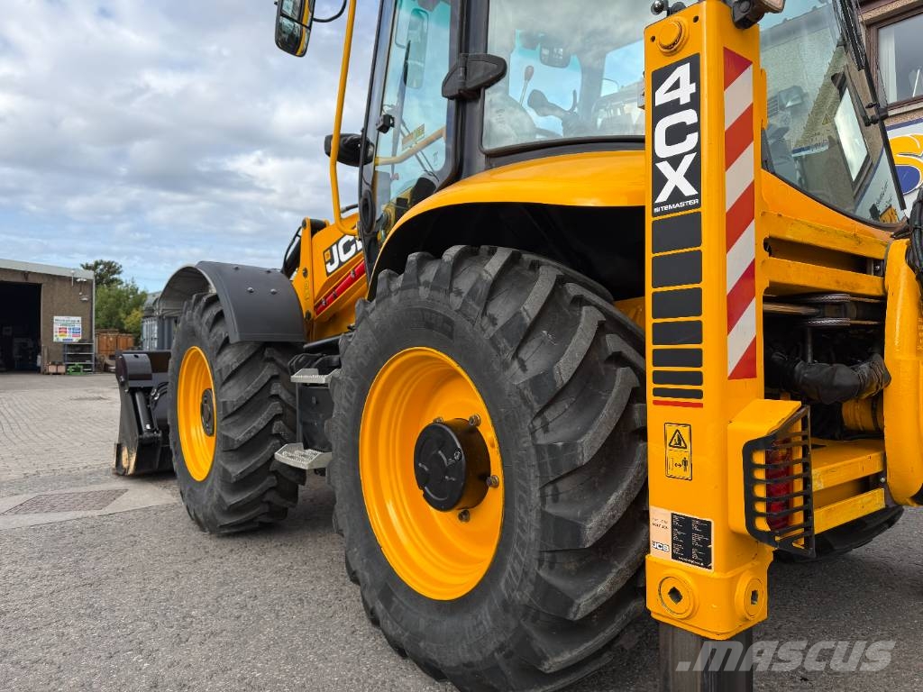 JCB 4 CX Buldoexcavatoare
