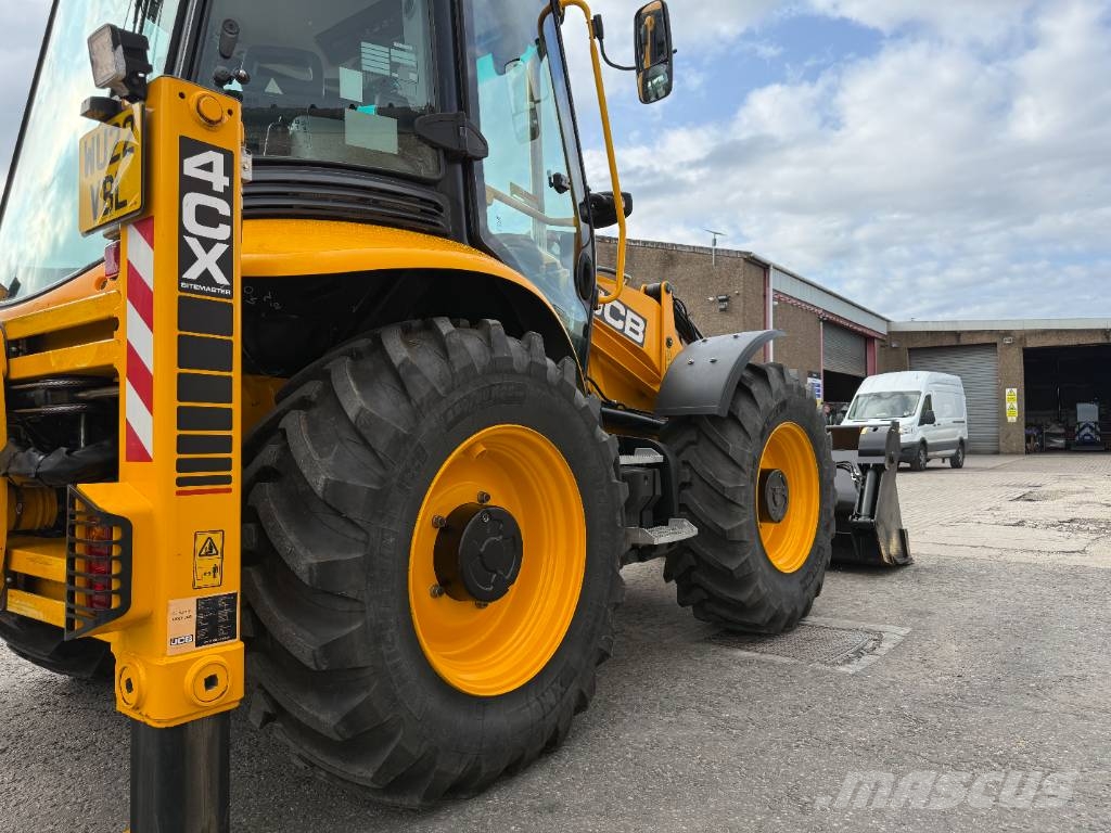 JCB 4 CX Buldoexcavatoare