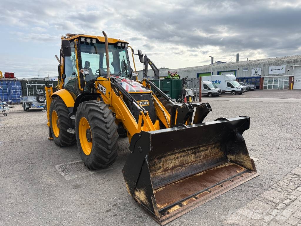 JCB 4 CX Buldoexcavatoare