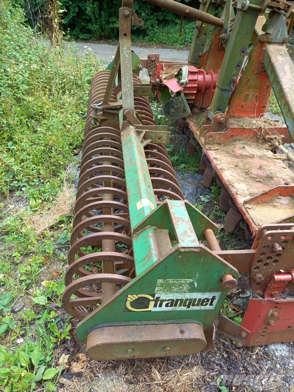 Vicon MF 768 Jyrsimet