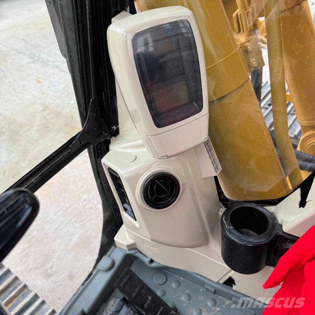 CAT 330 CL 履带挖掘机