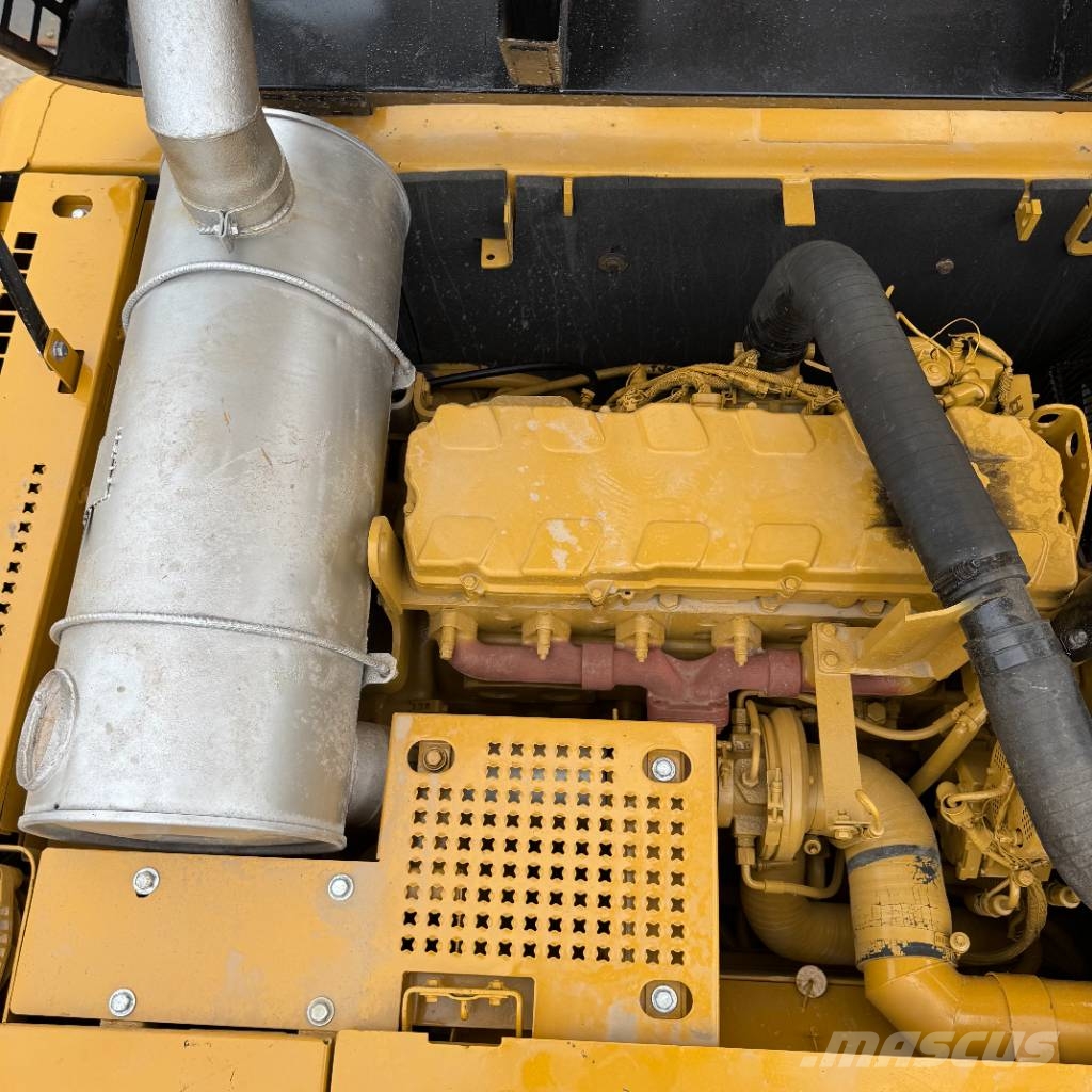 CAT 330 CL 履带挖掘机
