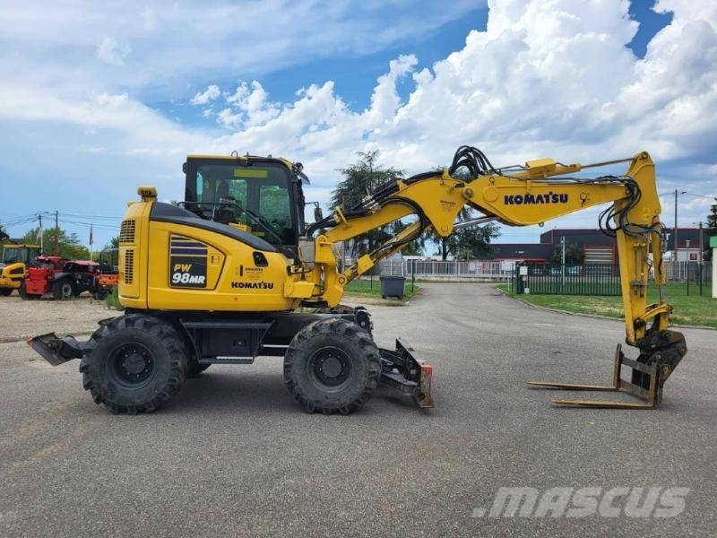 Komatsu PW 98 MR-11 Pelle sur pneus