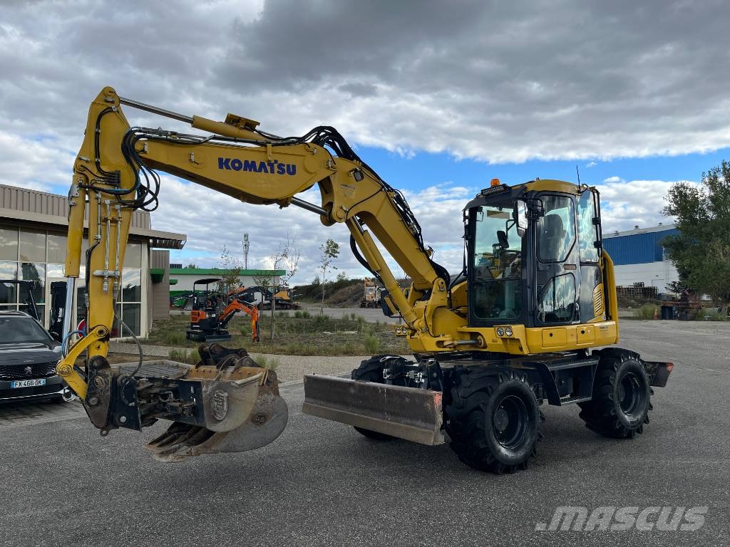 Komatsu PW 98 MR-11 حفارات بعجل