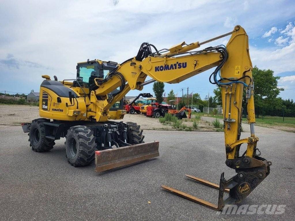 Komatsu PW 98 MR-11 Pelle sur pneus