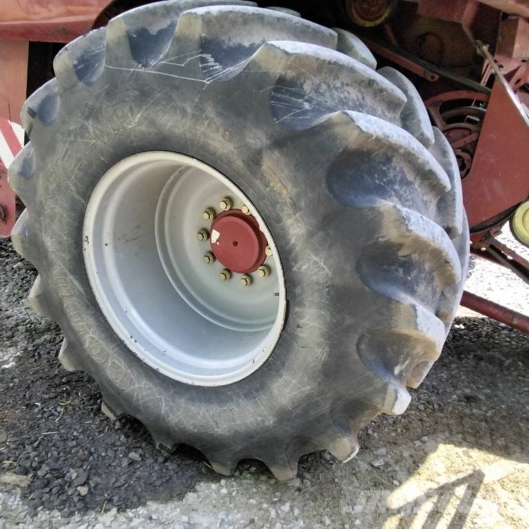 Case IH 2366E Комбайни