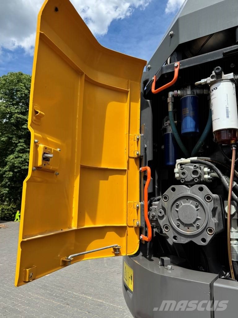 Volvo ECR355EL 2021 6000 HR!! 3 Buckets Bageri gusjeničari