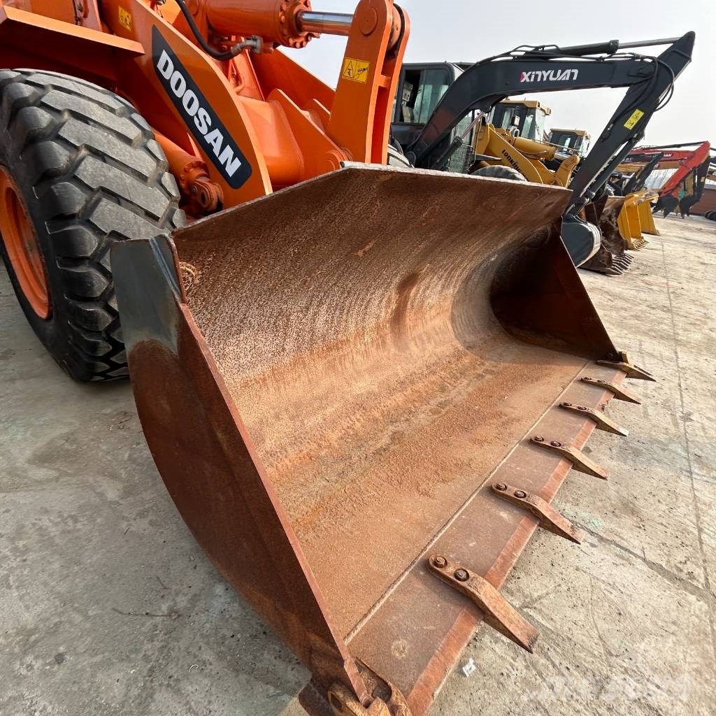 Doosan DL 505 Radlader