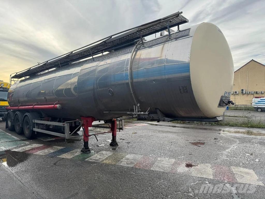 Magyar 3 AXLE - BPW - 3 COMPARTIMENTS Semirremolques cisterna