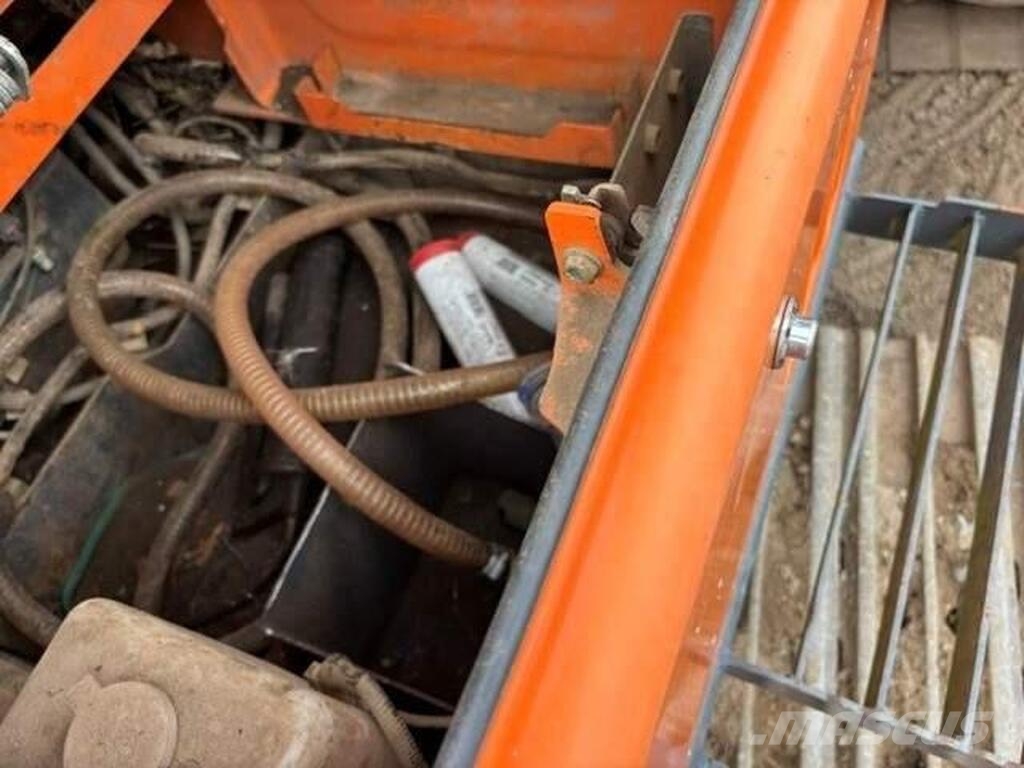 Doosan DX 140 LC-5 Gravemaskiner på larvebånd