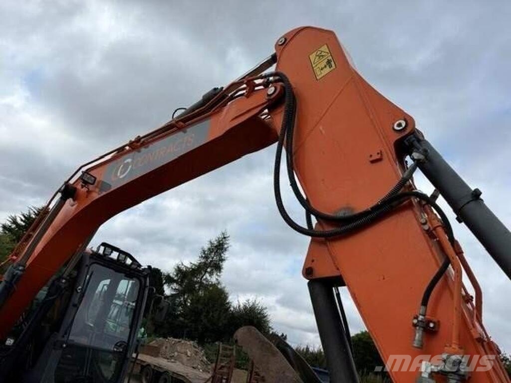 Doosan DX 140 LC-5 Gravemaskiner på larvebånd