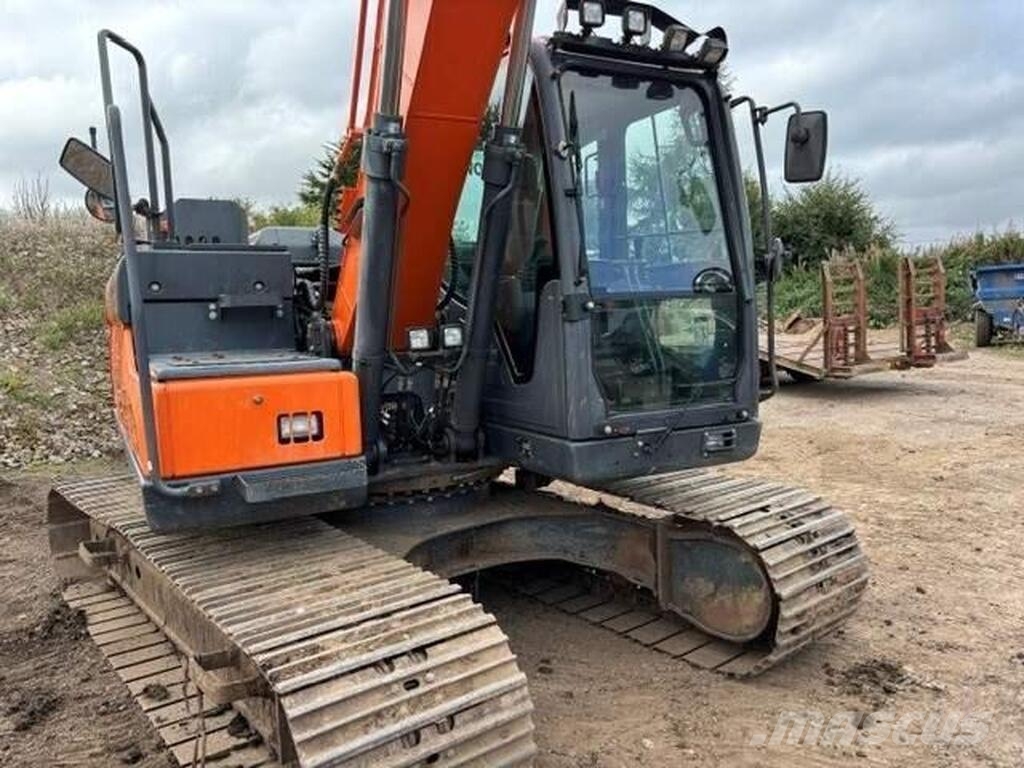 Doosan DX 140 LC-5 Gravemaskiner på larvebånd