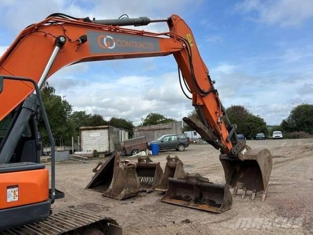 Doosan DX 140 LC-5 Gravemaskiner på larvebånd
