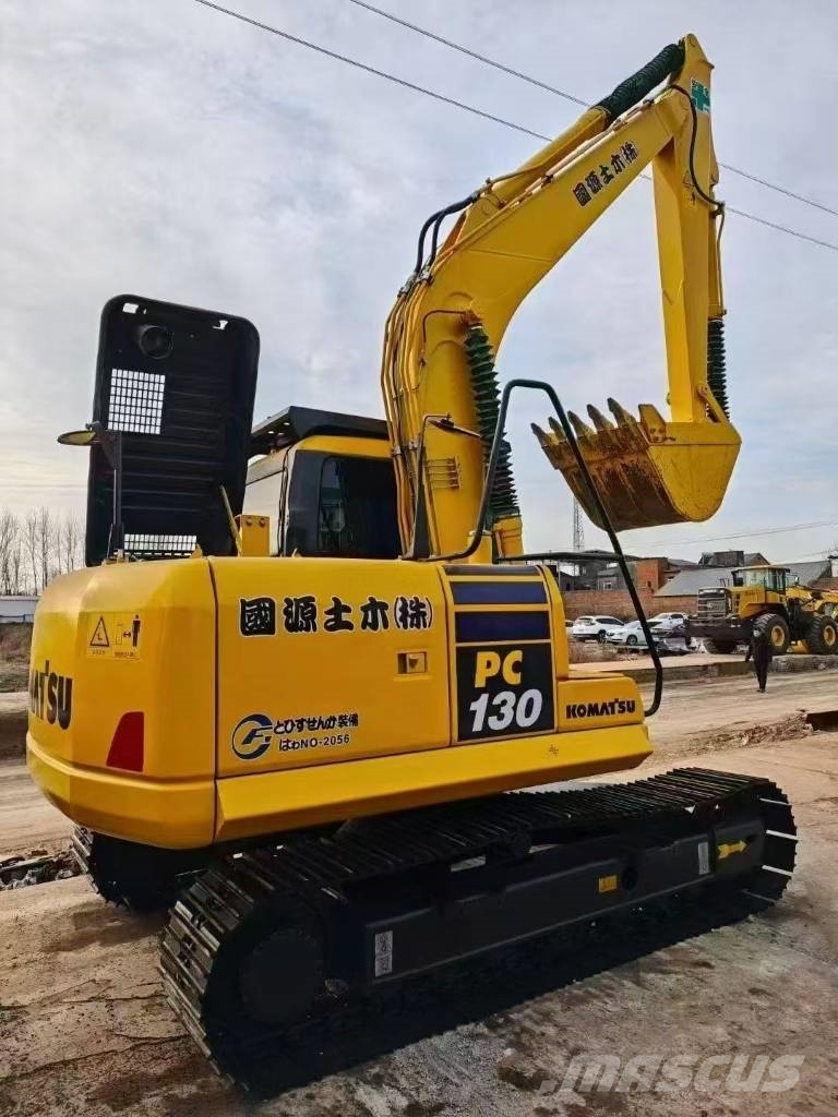 Komatsu 130-7 Εκσκαφείς με ερπύστριες