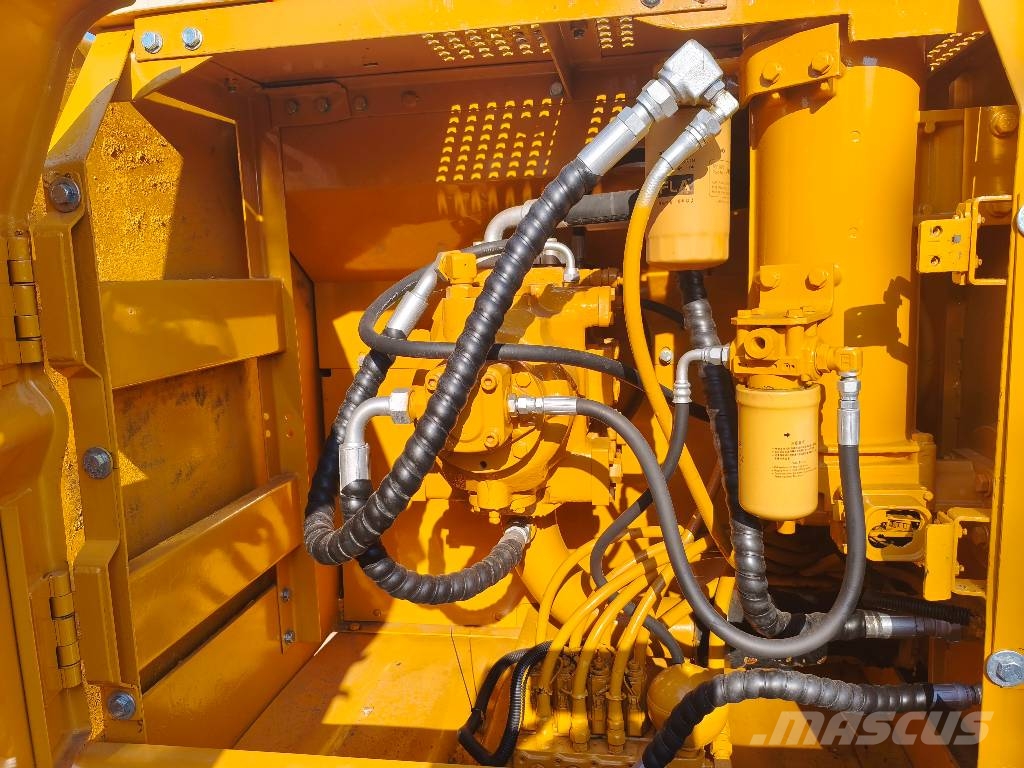 CAT 320 B L Lánctalpas kotrók