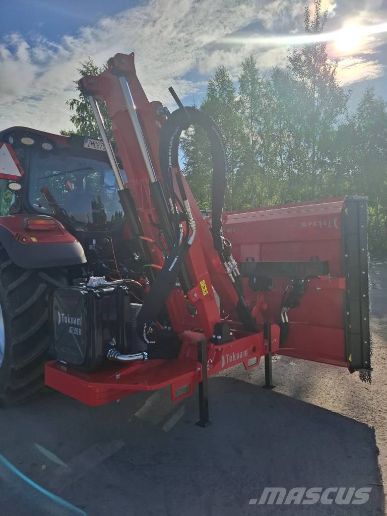 Tokvam AT 500 R جزازات وأغطية المراعي
