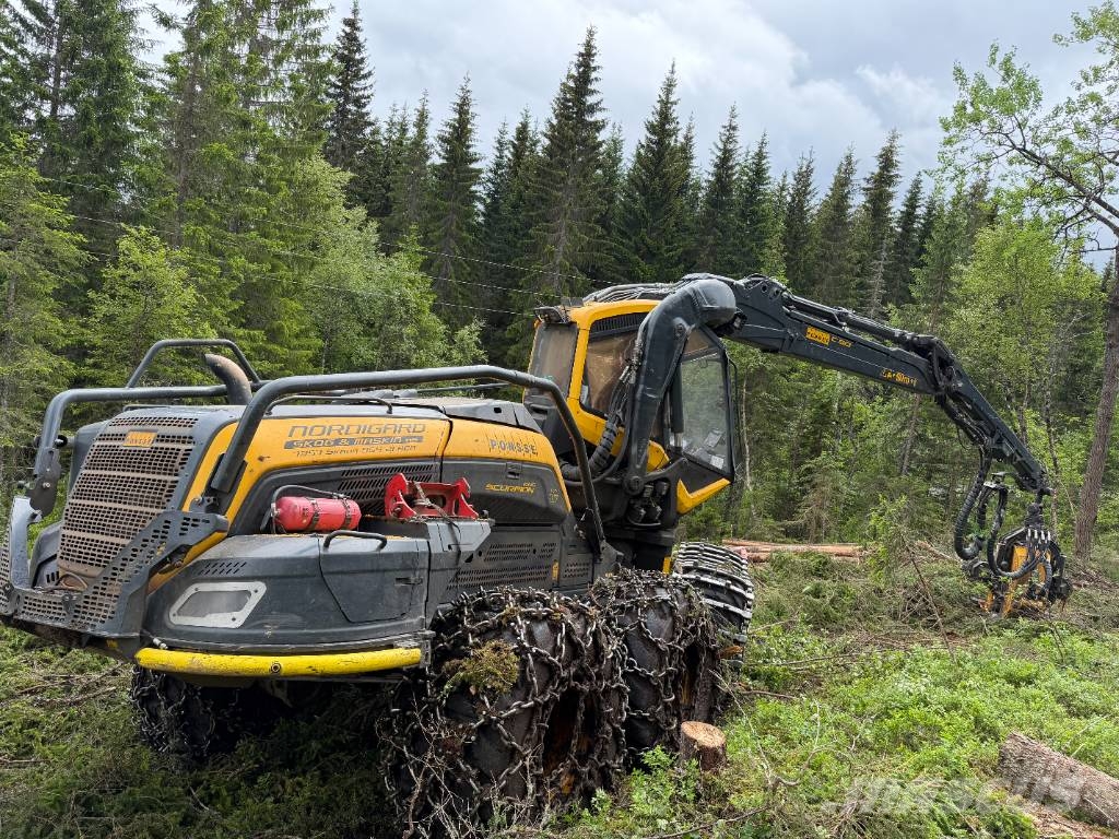 Ponsse SCORPION KING 8W Harvester
