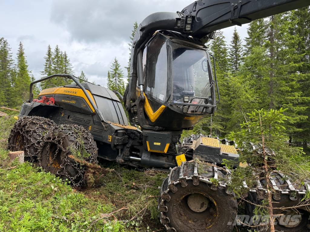 Ponsse SCORPION KING 8W Harvester