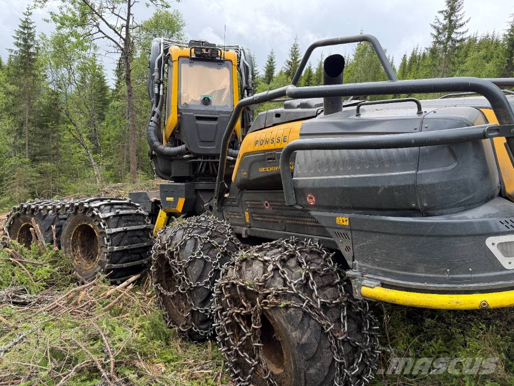 Ponsse SCORPION KING 8W Harvester