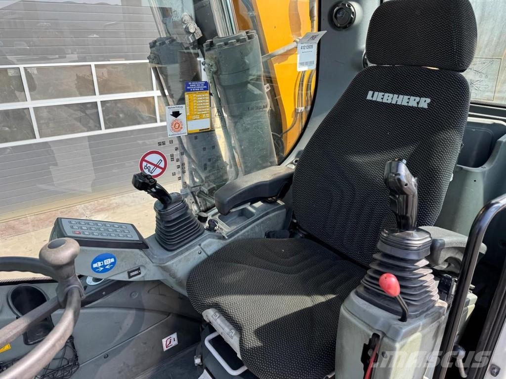 Liebherr LH 30 M 工业挖掘机