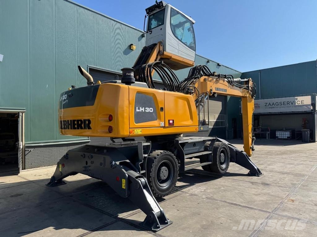 Liebherr LH 30 M 工业挖掘机