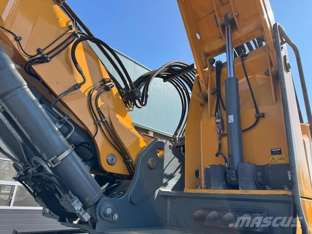 Liebherr LH 30 M 工业挖掘机