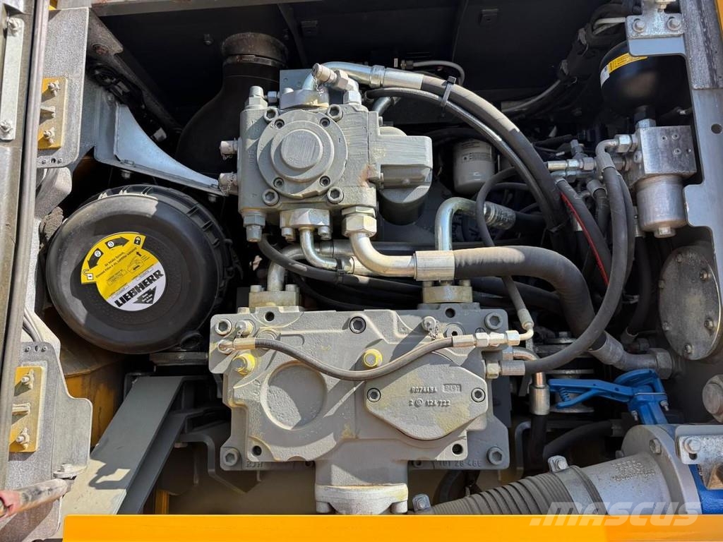 Liebherr LH 30 M 工业挖掘机