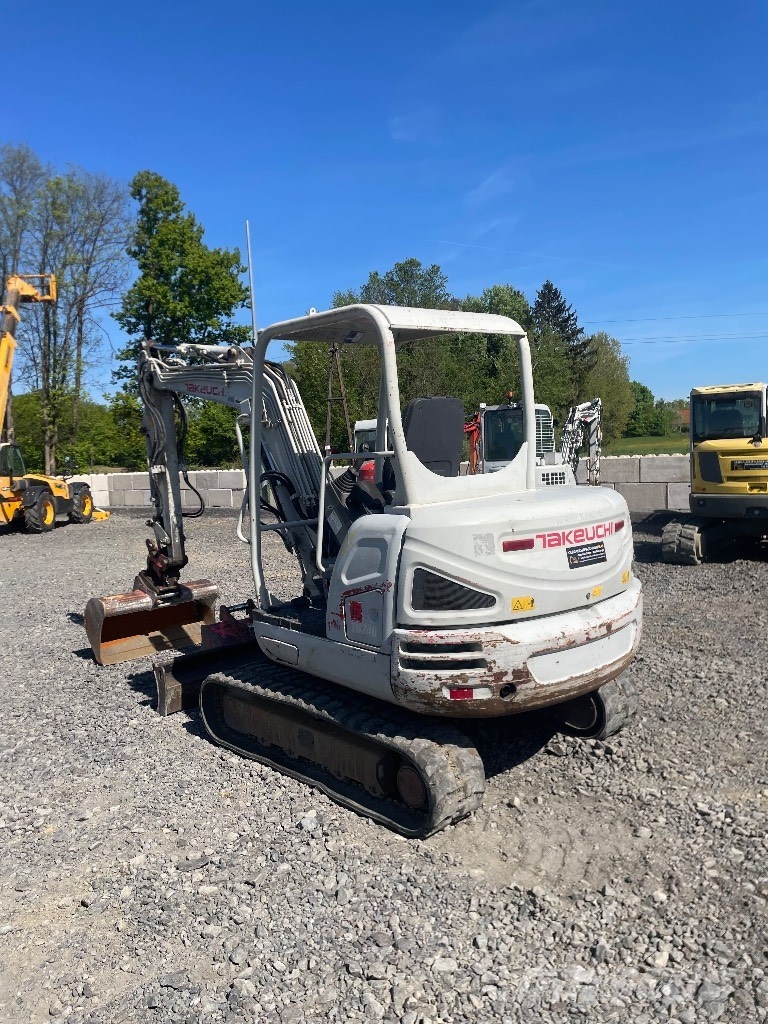 Takeuchi TB 240 Minibagger < 7t