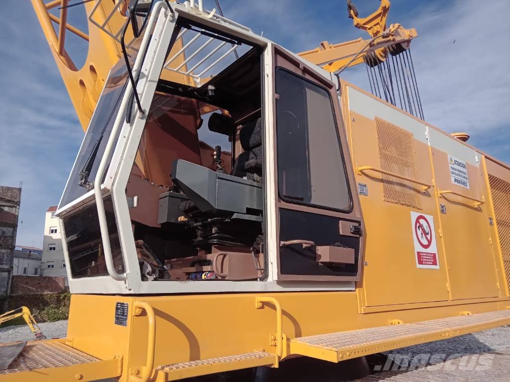 Liebherr HS 853 HD/ HS 852 HD/ PILOTADORA BG-30 Tracked cranes