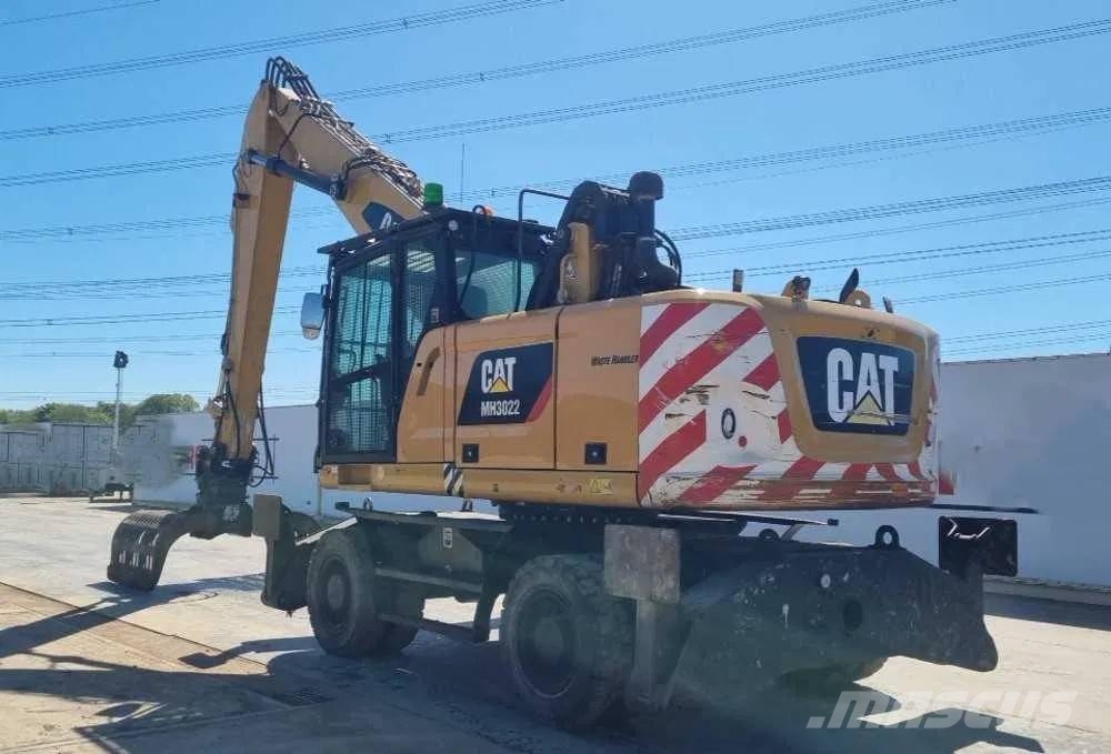 Koparka CAT 3022 Βιομηχανικά μηχανήματα διαχείρισης αποβλήτων