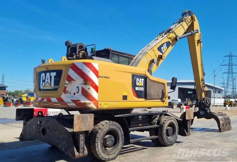 Koparka CAT 3022 Βιομηχανικά μηχανήματα διαχείρισης αποβλήτων