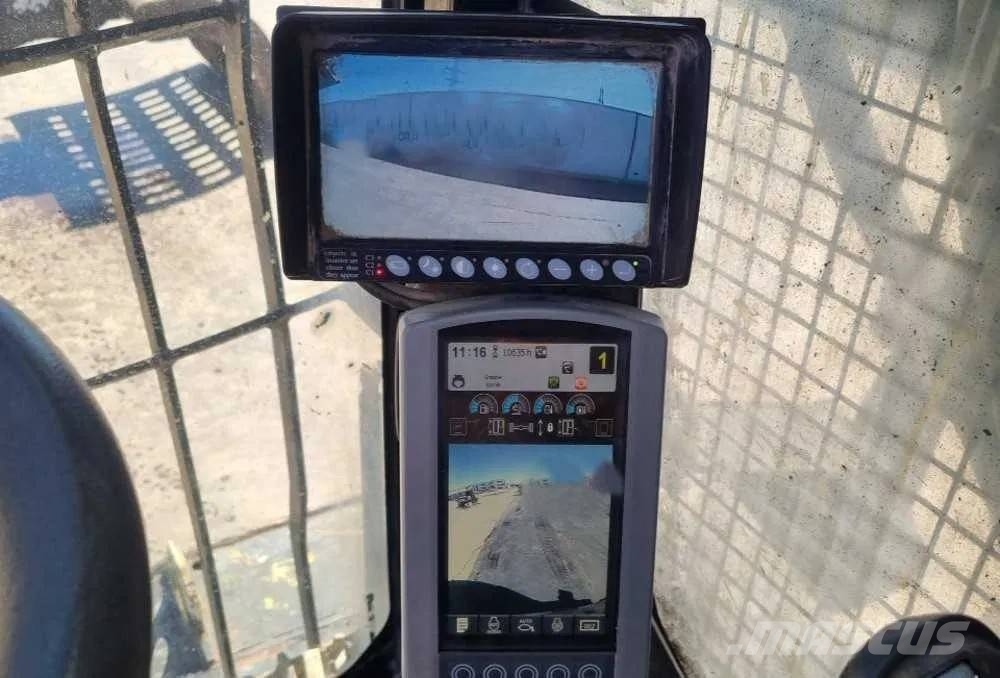 Koparka CAT 3022 Βιομηχανικά μηχανήματα διαχείρισης αποβλήτων
