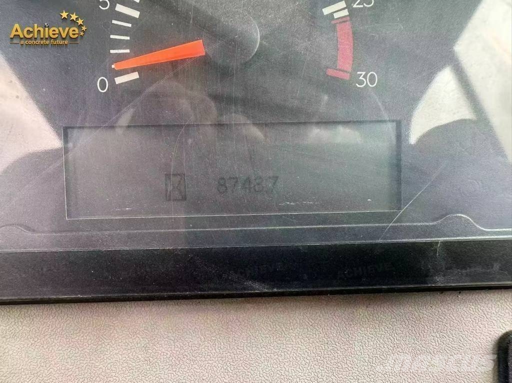 CAT 950 GC 履带挖掘机