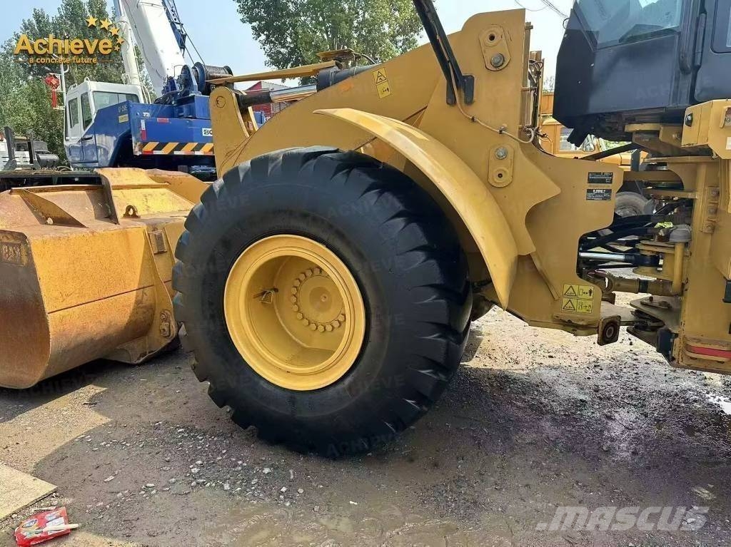 CAT 950 GC 履带挖掘机