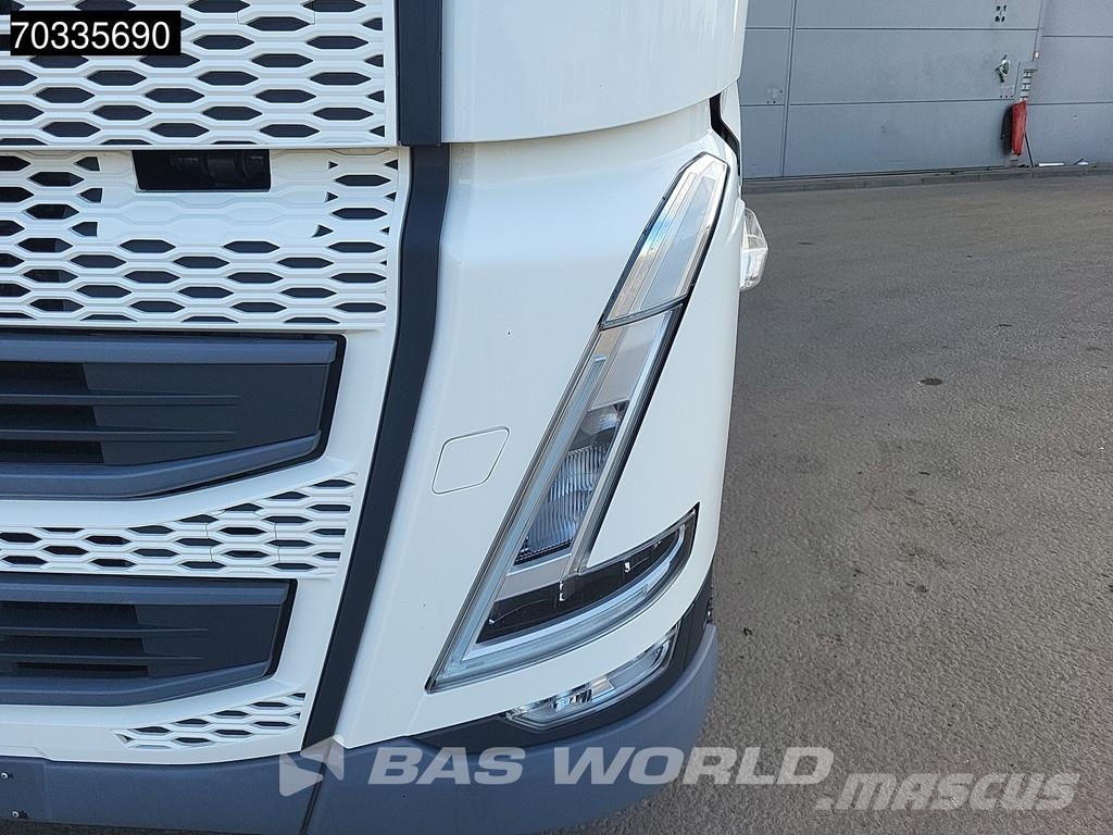 Volvo FH 460 FH 4X2 LNG! ADR 2x Tanks I-ParkCool ACC Alc Vlačilci