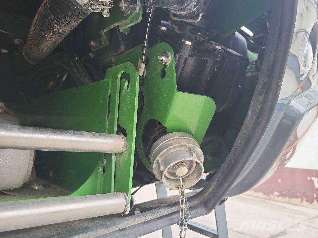 Amazone Pantera 4504 H+ Iseliikuvad pritsid