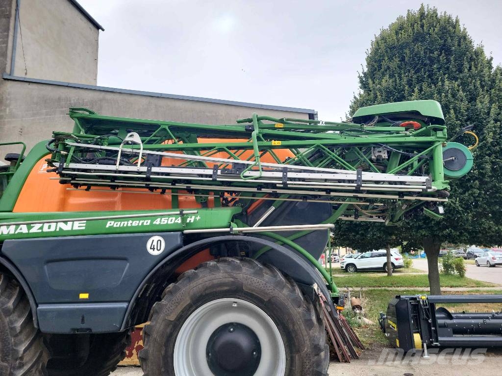 Amazone Pantera 4504 H+ Iseliikuvad pritsid