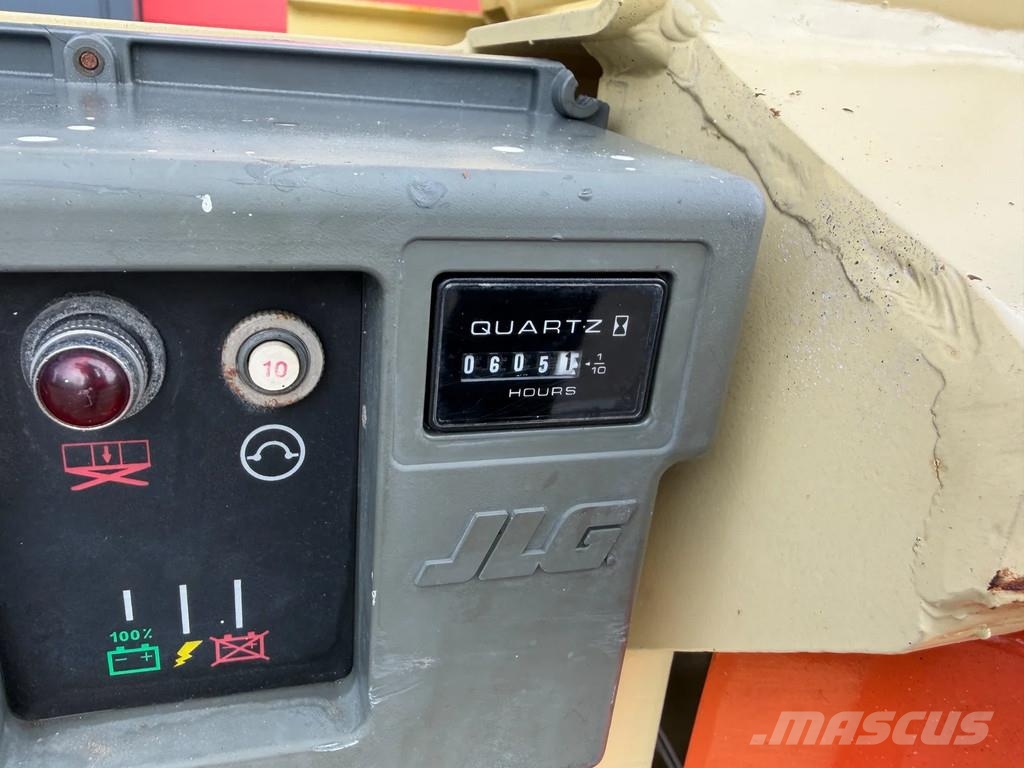 JLG 3246 ES Schaarhoogwerkers